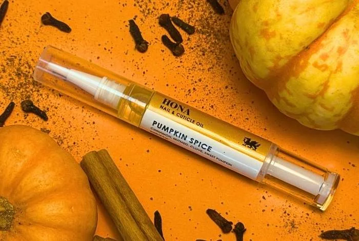 Pastel nail polish shades-Nail & Cuticle Oil Pen - Pumpkin Spice